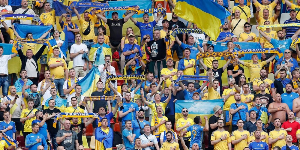 "Это провокация": россияне возмущены тем, что фанаты сборной Украины оскорбляют Путина во время матча Евро-2020