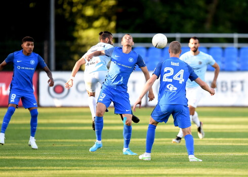 "Optibet" Latvijas futbola virslīgas spēle Jāņa Skredeļa stadionā, kurā tiekas FC "Riga" un FK "RFS" komandas.