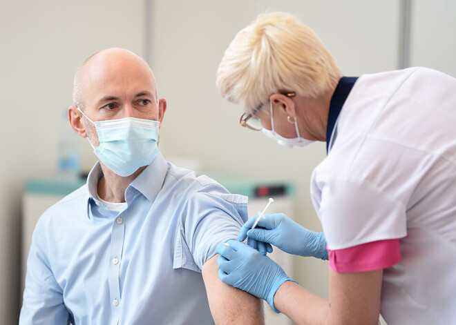 Pavļuts neatbalsta obligātas vakcinēšanās pret Covid-19 ieviešanu, tai arvien ir jābūt brīvprātīgai