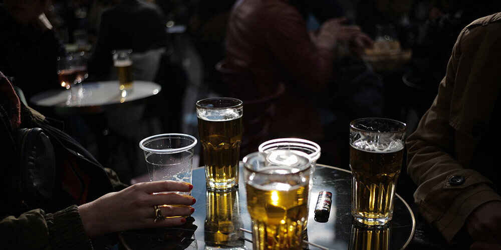 Kā Latvijā mainījies alkohola patēriņš kopš pandēmijas sākuma?