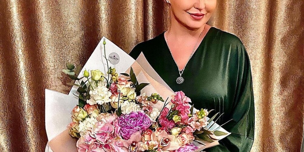 Ка́тя Ле́ль (настоящее имя Екатери́на Никола́евна Ле́ль (урождённая — Чупри́нина, род. 20 сентября 1974, Нальчик) — российская певица и автор песен, исполнительница популярных песен «Огни», «Я по тебе скучаю», «Горошины», «Мой мармеладный (Я не права)», «Долетай», «Две капельки» и других.