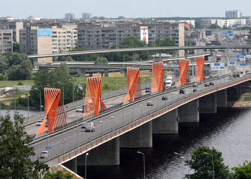 Staķis stāsta par Dienvidu tilta neizdevīgajām saistībām un Rīgas domes nākotnes plāniem