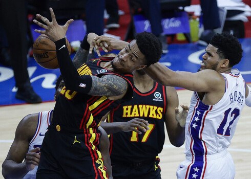 Atlantas "Hawks" basktebolisti uzvaru sērijā pret "76ers" nodrošināja viesos.