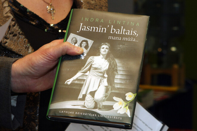 Indras Lintiņas grāmatas "Jasmīn baltais, mana mūža ...", kas ir bijušās operetes solistes dzīvesstāsts un veltījums Eduardam Rozenštrauham 95 gadu jubilejā, atvēršanas pasākums.