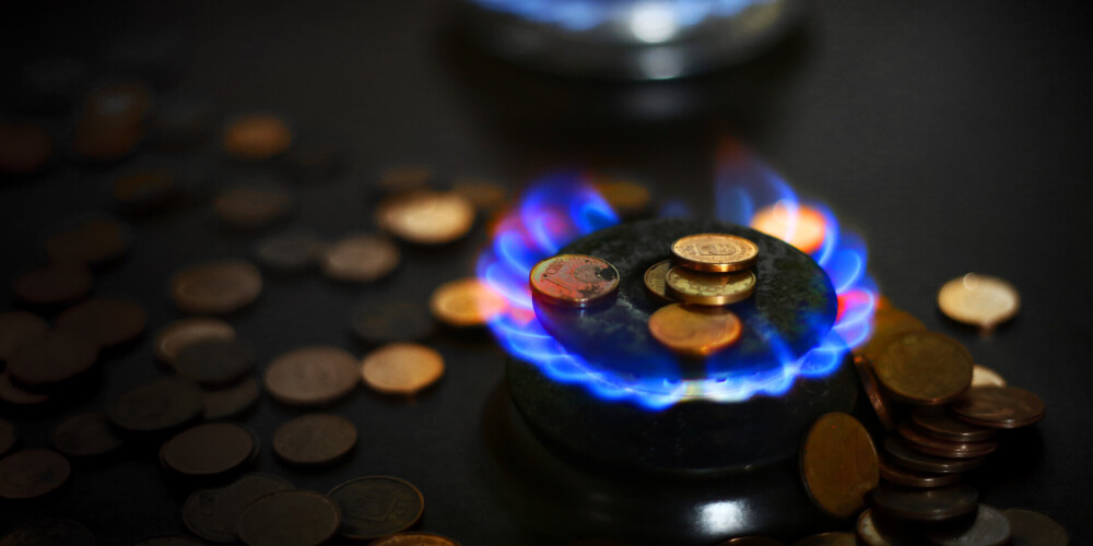 Par gāzi un elektrību maksāsim dārgāk. Cik vairāk būs jāmaksā?