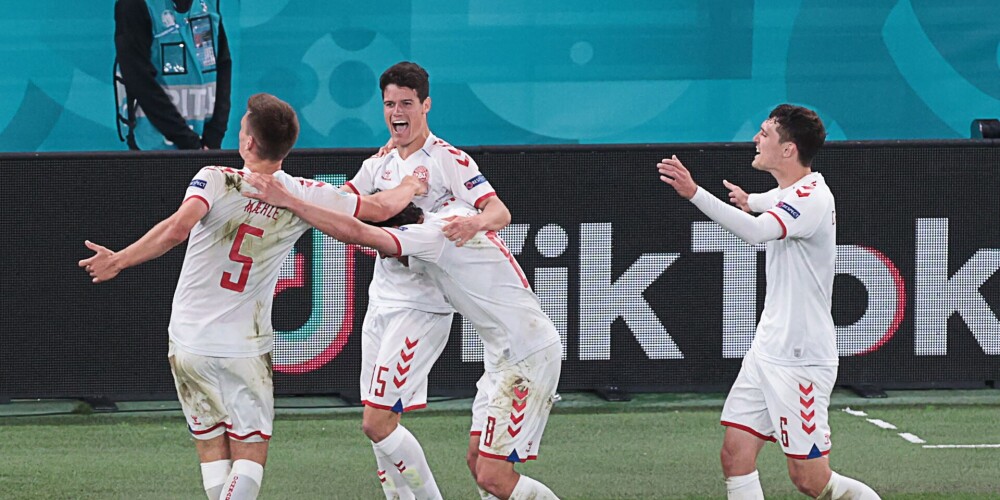 Dānijas izlases futbolisti, neraugoties uz smago Eiropas čempionāta sākumu, spējuši iekļūt izslēgšanas spēlēs.