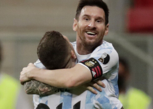 Argentīna un Čīle sasniedz "Copa America" ceturtdaļfinālu