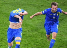 Ukraina pagarinājuma kompensācijas laikā izrauj uzvaru pār Zviedriju un pirmo reizi spēlēs ceturtdaļfinālā
