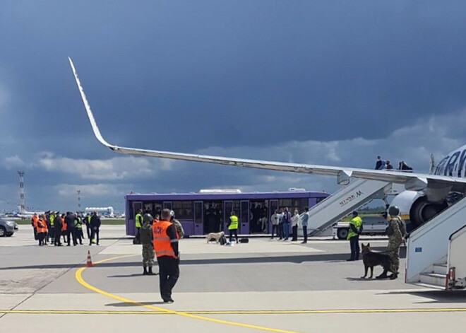 ASV plāno aizliegt pārdot biļetes avioreisiem uz Baltkrieviju