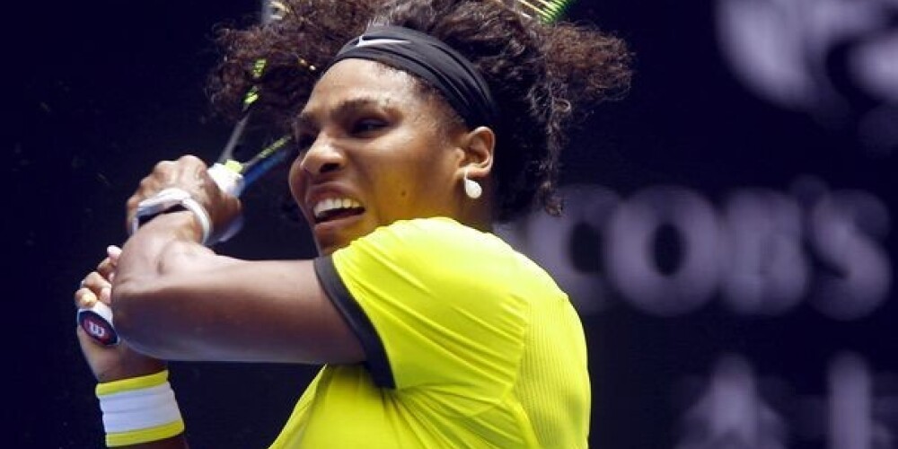 Американская профессиональная теннисистка, младшая сестра Винус Уильямс.Серена Уильямс — четырёхкратная олимпийская чемпионка в одиночном и женском парном разрядах и обладатель некалендарного Большого шлема в одиночном и парном разрядах, а также единственная как среди мужчин, так и среди женщин обладательница карьерного «Золотого шлема» (включающего победы во всех четырёх турнирах Большого шлема и на Олимпийских играх) в одиночном и парном разрядах. В общей сложности на её счету 38 побед в турнирах Большого шлема, а по количеству титулов на этих турнирах в одиночном разряде она занимает второе место в истории женского тенниса и уступает только Маргарет Смит-Корт.Серена Уильямс также является пятикратной победительницей итогового чемпионата WTA и рекордсменкой женского профессионального тура по сумме заработанных призовых денег. За пределами корта Уильямс успешно занимается бизнесом, зарабатывая на рекламных контрактах в среднем 12 миллионов долларов в год и владея собственной фирмой по производству спортивной одежды Aneres Designs. Уильямс активно участвует в благотворительных проектах: на её деньги построены несколько школ в Африке, а в США выплачиваются стипендии студентам колледжей.