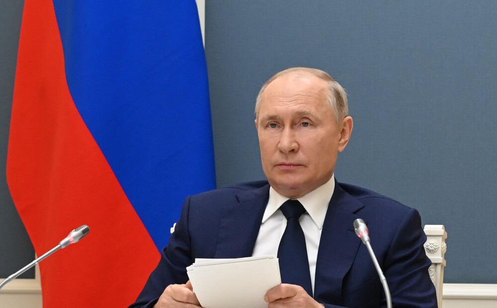 Putin promises to help Belarus resist Western sanctions