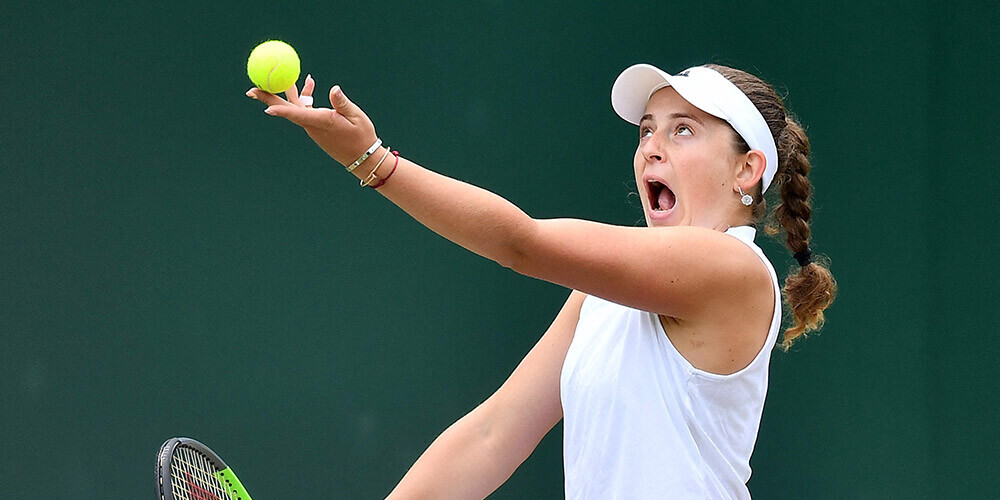 Ostapenko pret Tomļanoviču (WTA 75.) bija vadībā ar 4-2.