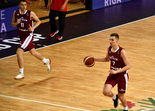 Latvijas U-19 basketbola izlase izšķirošo atrāvienu veic pēdējā ceturtdaļā un izcīna uzvaru pret Irānu