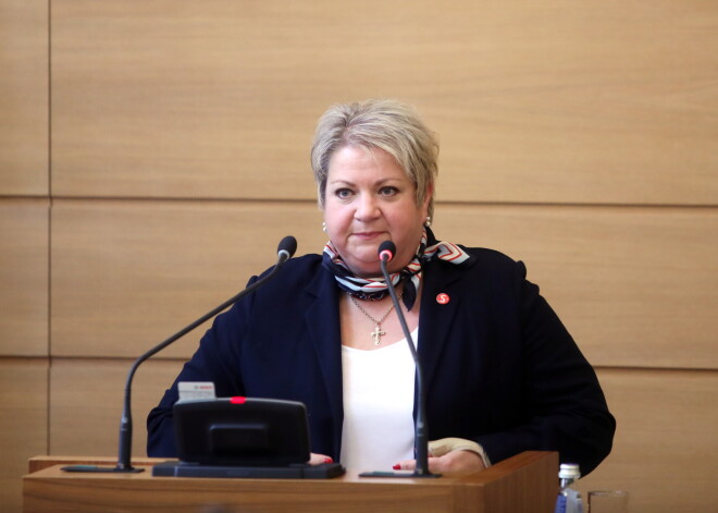 Protestējot pret darba organizāciju, "Saskaņa" pamet Rīgas domes ārkārtas sēdi
