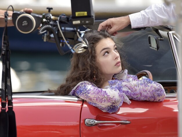 Monikas Beluči meita Deva Kasela.