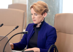 "Latvijas robežsardzes vadība ir izstrādājusi dažādus scenārijus un turpina gatavoties, lai būtu gatavi tādam mirklim, kādus tagad piedzīvo Lietuva," piebilda ministre.