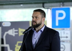 Ekonomikas ministrs Jānis Vitenbergs.