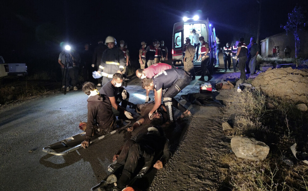 Turcijā avarējot autobusam ar nelegālajiem migrantiem, 12 bojāgājušie