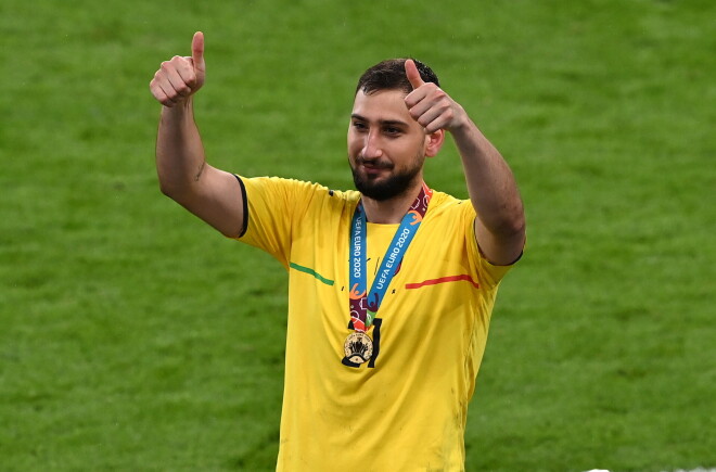 Spožu Eiropas čempionātu aizvadījušais Itālijas futbola izlases vārtsargs Džanluidži Donnarumma.