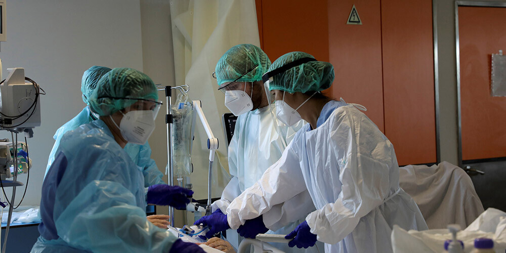 Portugālē krasi pieaug hospitalizēto Covid-19 pacientu skaits