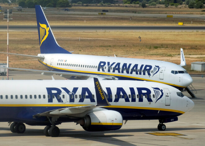 "Ryanair" tuvāko gadu laikā plāno noalgot vairāk nekā 2000 papildu pilotu