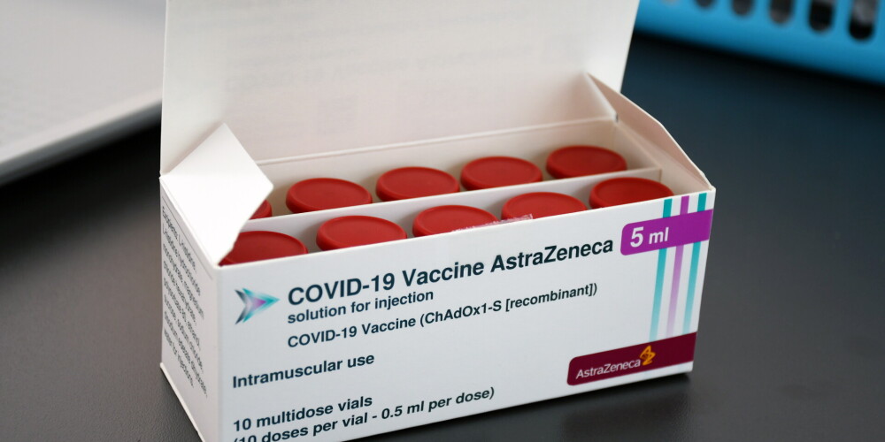 Pavļuts: Latvijai pagaidām nepiegādās papildu "AstraZeneca" vakcīnu devas