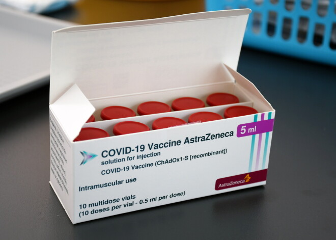 Pavļuts: Latvijai pagaidām nepiegādās papildu "AstraZeneca" vakcīnu devas