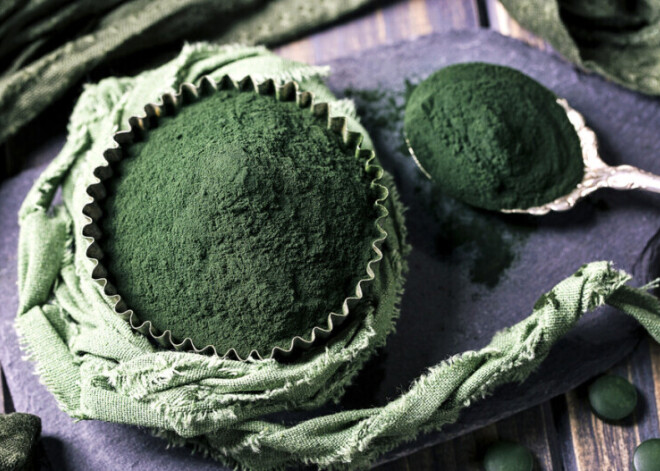 Ar ko unikāla ir uzturā lietojamā aļģe – spirulīna?