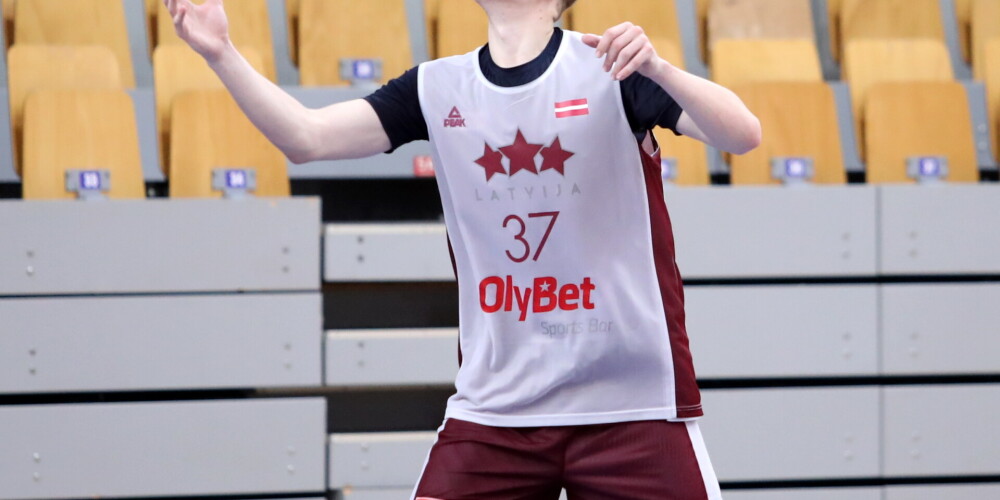 Basketbola komanda "Liepāja" no "VEF Rīga" izīrējusi Salmiņu; sastāvam pievienojies arī Šiliņš