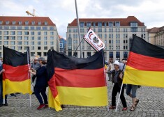 Pret islāmu vērstās pilsoniskās sabiedrības kustības PEGIDA protests.