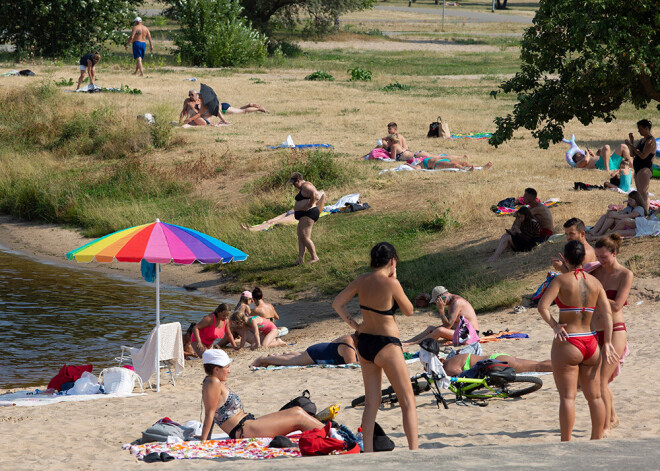 Sinoptiķi prognozē, ka svētdiena Latvijā būs karstuma viļņa pēdējā diena