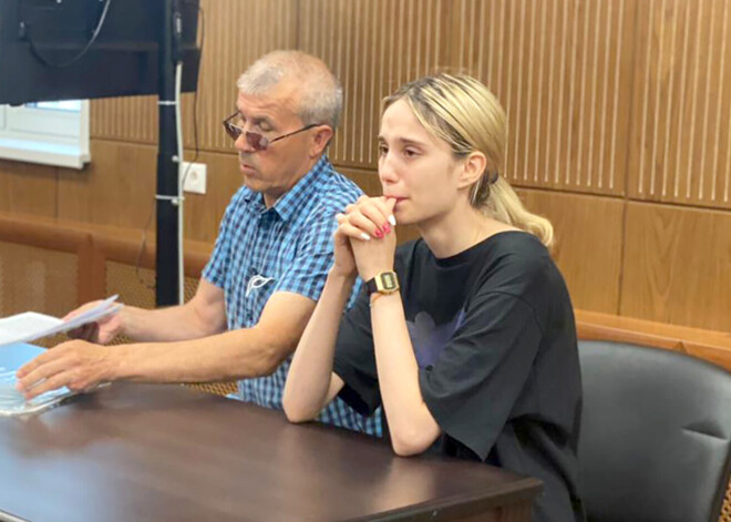 Сбившая троих детей 18-летняя девушка зарыдала, услышав свой приговор: кадры суда