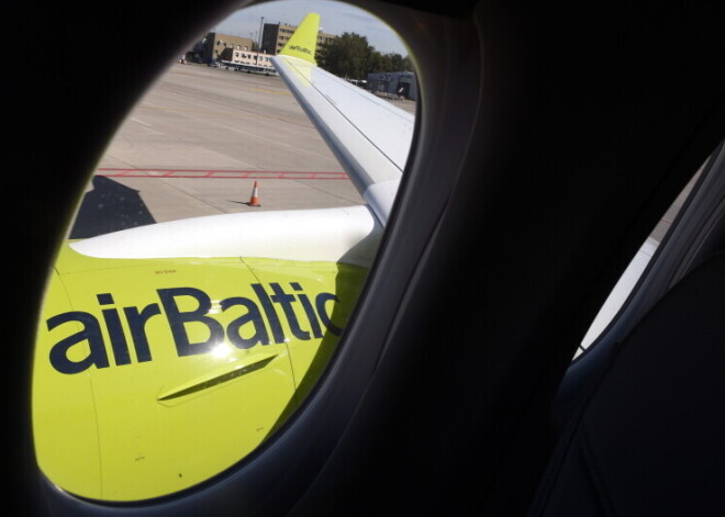 У самолета airBaltic отключились оба двигателя во время посадки в Копенгагене