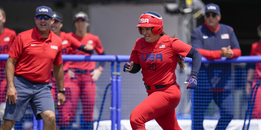 Tokijas olimpiskās spēles sākas ar Japānas un ASV uzvarām softbolā