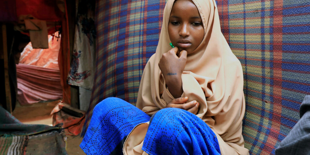 Somālijā pēc tradicionālas sieviešu dzimumorgānu kropļošanas procedūras mirst trīspadsmitgadīga meitene