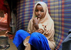 Somālijā pēc tradicionālas sieviešu dzimumorgānu kropļošanas procedūras mirst trīspadsmitgadīga meitene