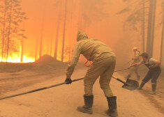 Krievijas varasiestādes mežu ugunsgrēku dēļ izsludina ārkārtējo stāvokli Karēlijā