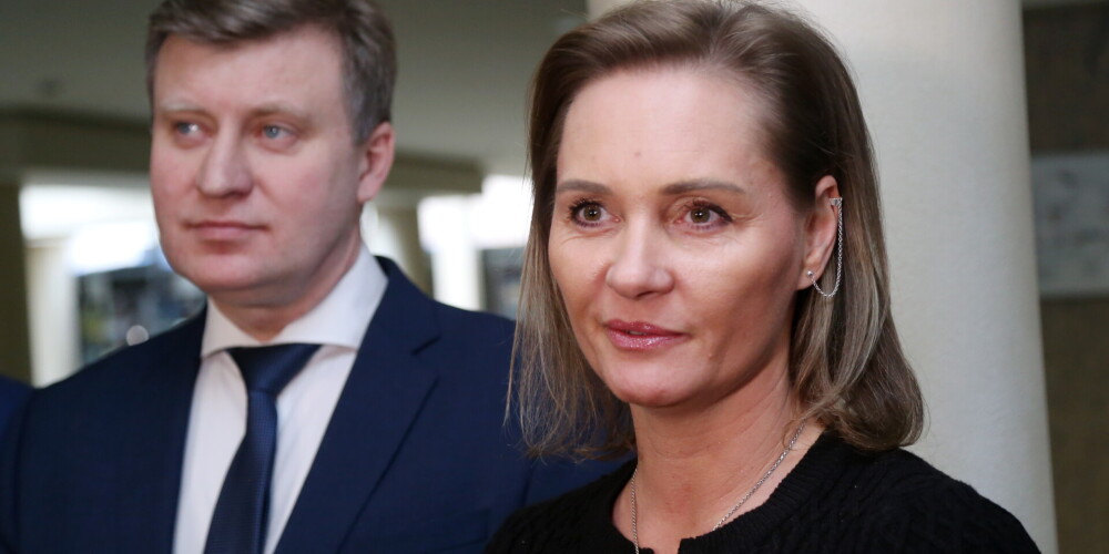 Из-за смены судьи коррупционное дело экс-главы Минюста откладывается на полтора года