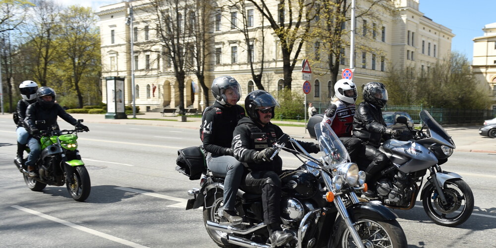 Rīgā sāks cīņu ar pārlieku skaļajiem motocikliem