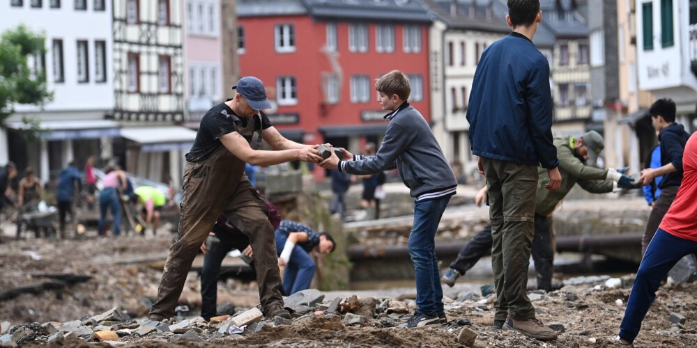 Vācija atgūstas pēc plūdu šausmām