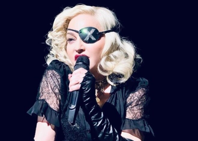 "Спасла мне жизнь": Мадонна рассказала, как познакомилась с самоудовлетворением