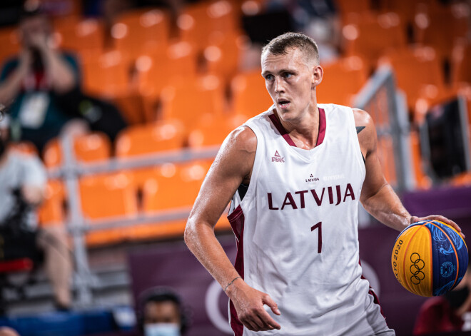 Latvijas 3x3 basketbola izlase Tokijā sāpīgi zaudē Beļģijai