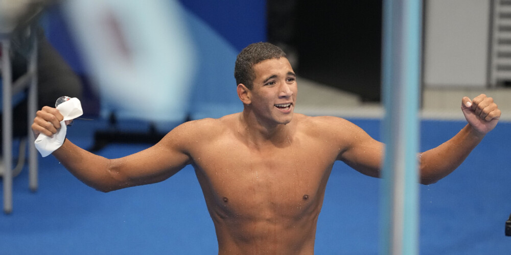 18 gadus vecais tunisietis Hafnaui izcīna zelta medaļu 400 metru brīvā stila peldējumā