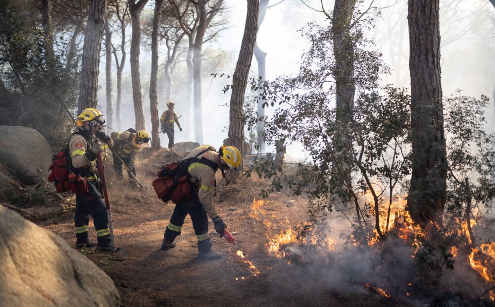 Eiropas dienvidos plosās mežu ugunsgrēki
