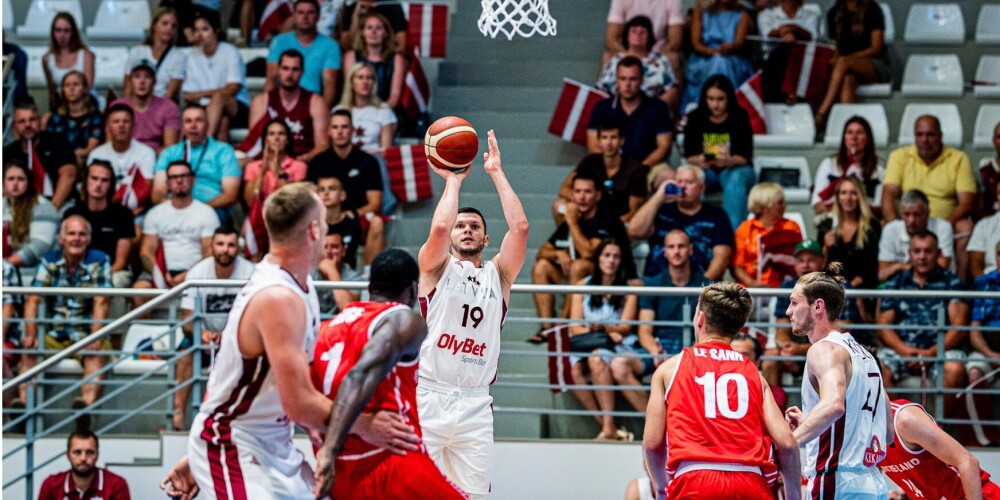 Latvijas vīriešu basketbola izlase pārbaudes spēlē pārspēj Šveici