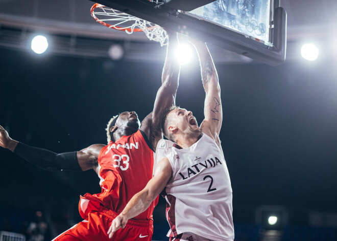 Latvijas 3x3 basketbolisti olimpisko spēļu turnīra ceturtajā mačā uzvar Japānu