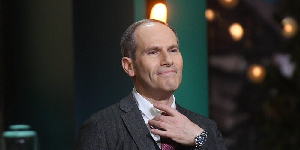 Михаи́л Григо́рьевич Шац (род. 7 июня 1965, Ленинград) — российский телеведущий, шоумен, юморист, актёр КВН, театра и кино, врач анестезиолог-реаниматолог. Член Академии Российского телевидения с 2007 года, член попечительского совета благотворительного фонда «Созидание». Супруг телеведущей Татьяны Лазаревой. Бывший член Координационного совета российской оппозиции. Бывший продюсер спецпроектов телеканала СТС.