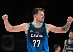 Luka Dončičs mačā pret Argentīnu demonstrēja teicamu sniegumu un guva 48 punktus.