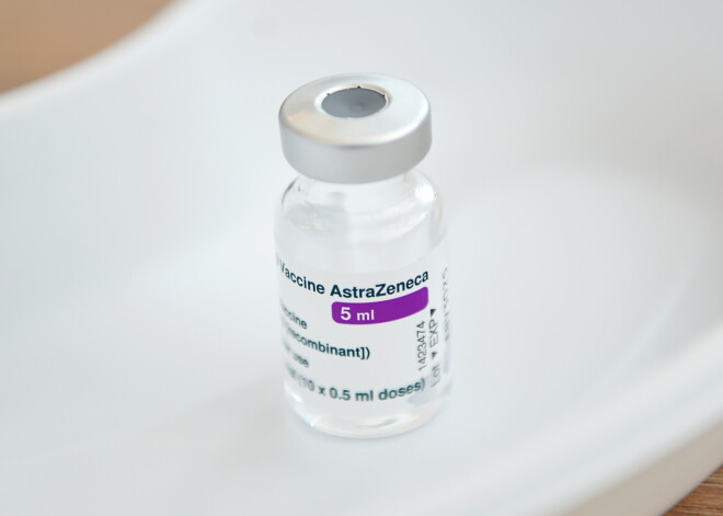 Житель Латвии потребовал компенсацию за побочные эффекты, вызванные вакциной от Covid-19