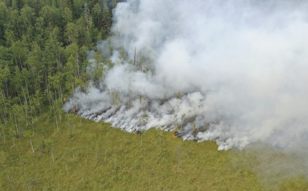 Krievijas ziemeļaustrumos turpina plosīties plaši savvaļas ugunsgrēki